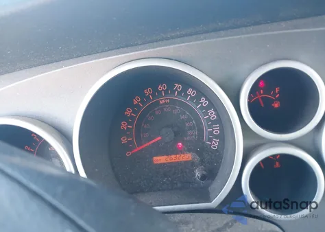 2011 Toyota Tundra Grade 5.7L V8 z USA, uszkodzony, nr VIN 5TFDY5F15BX194204